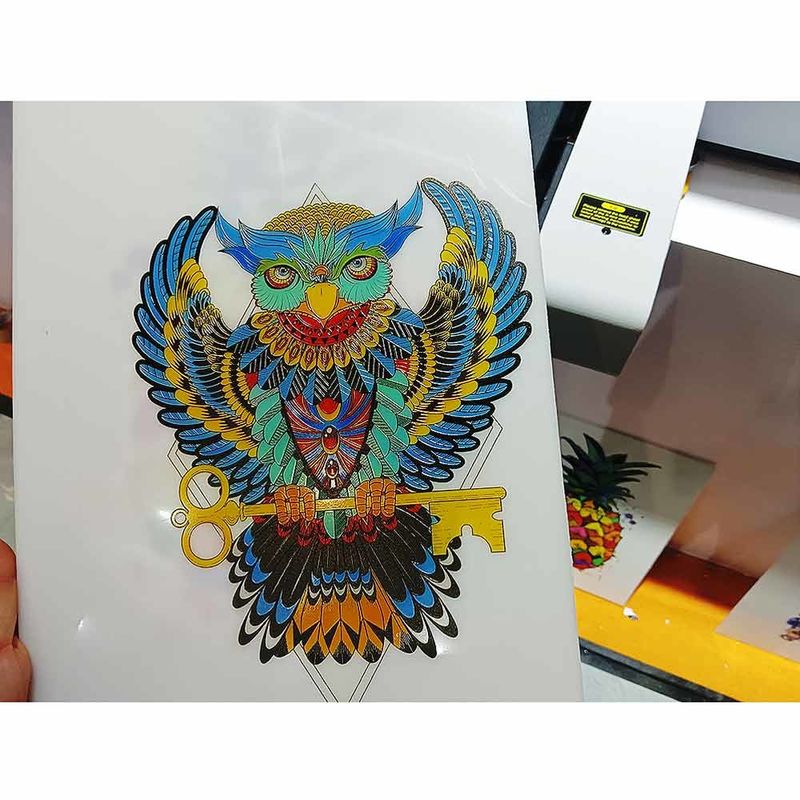 Tek 8 Kanallı A3 Boyutlu Tek 8 Kanallı Yazdırma Başlığıyla Düzlüklü UV Yazdırma Makinesi